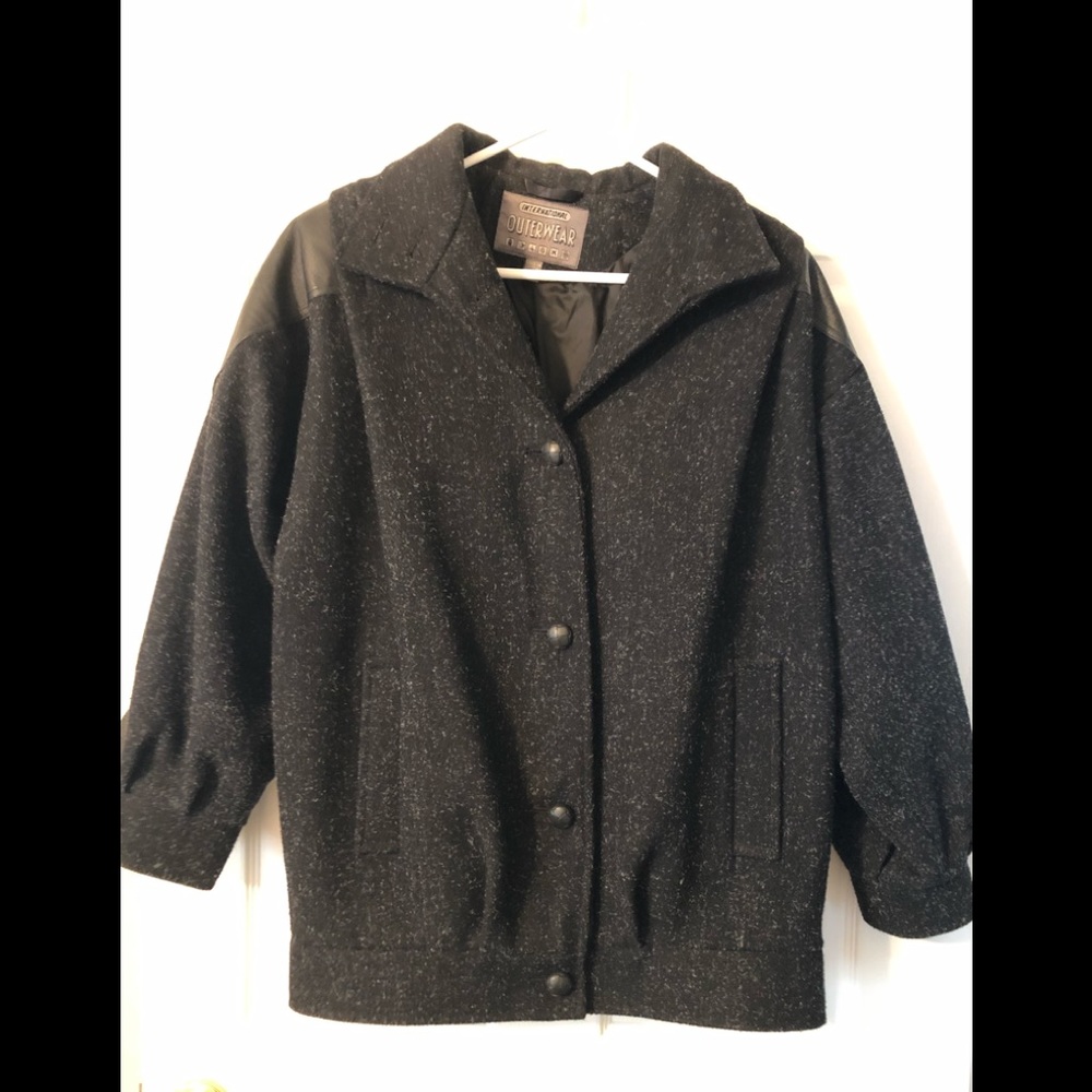 Vintage wool and leather coat size S!
